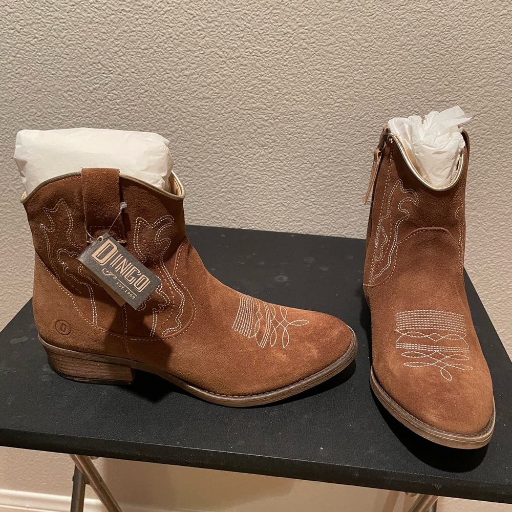 New Women’s Dingo Cowboy Booties Size 8.5